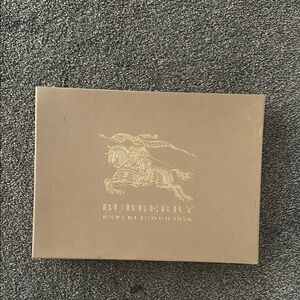 Burberry Gold Box